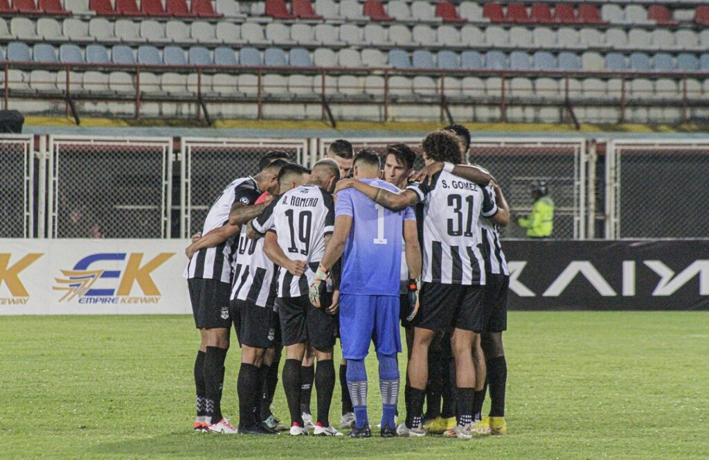Zamora FC en acción en un partido anterior