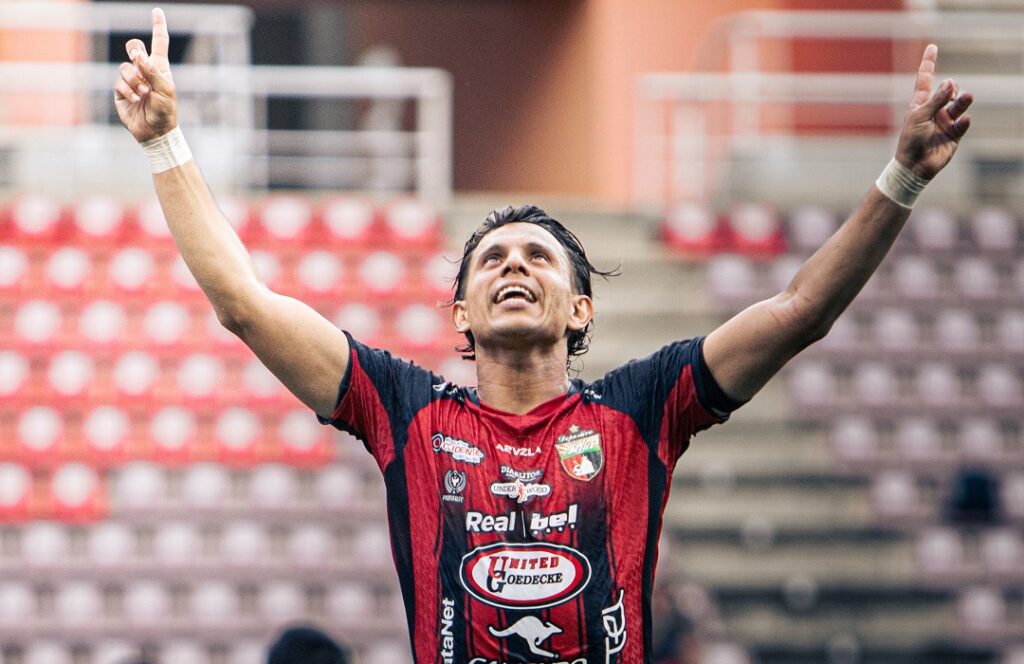 Mario Álvarez: Mi mentalidad es devolver a Lara y a este país el cariño que me han dado