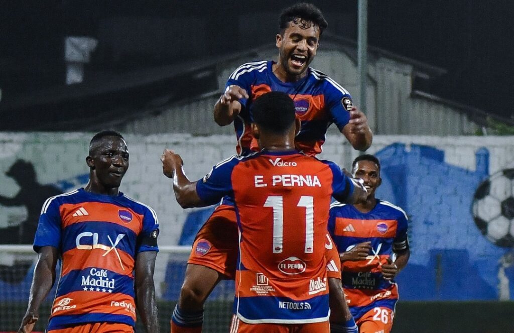 Puerto Cabello dominó a Rayo Zuliano para quedarse con los tres puntos