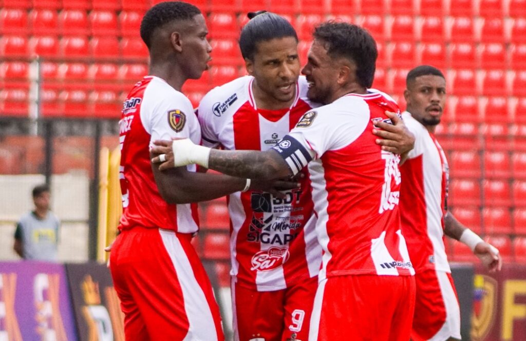 Estudiantes lo igualó para mantenerse invicto en casa