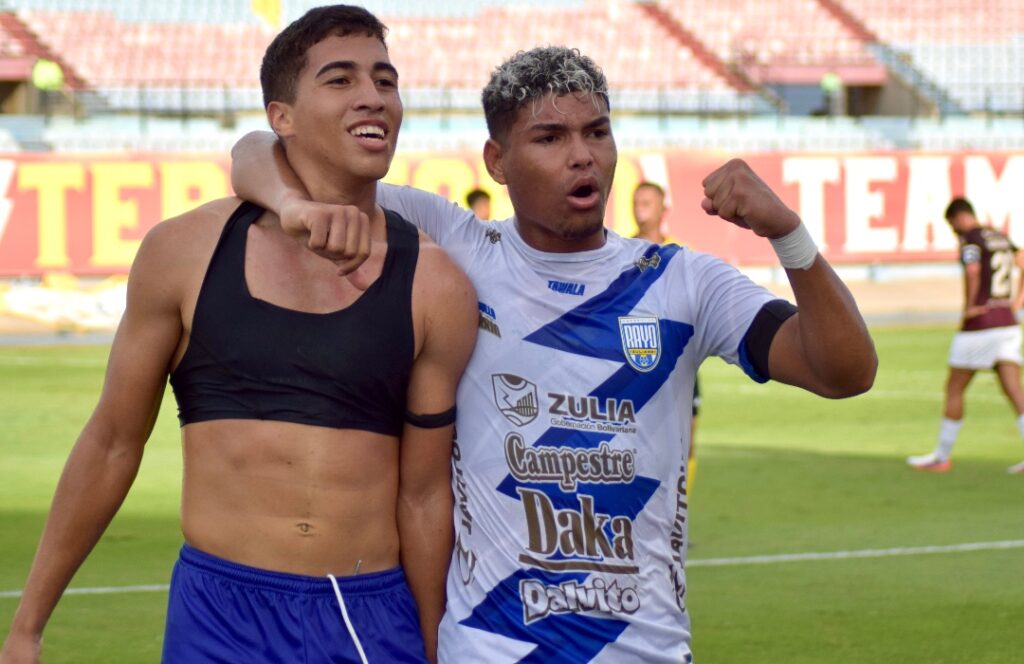 Rayo Zuliano se plantó en Maracaibo y le ganó la pulseada al campeón